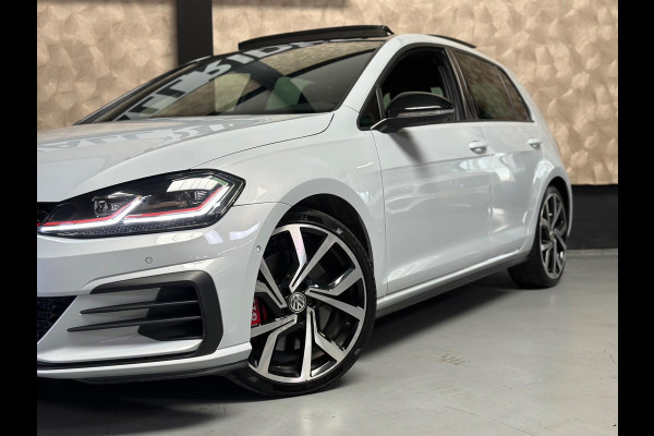 Volkswagen Golf 2.0 TSI GTI Performance | pano | Remus | virtual | CarPlay | camera