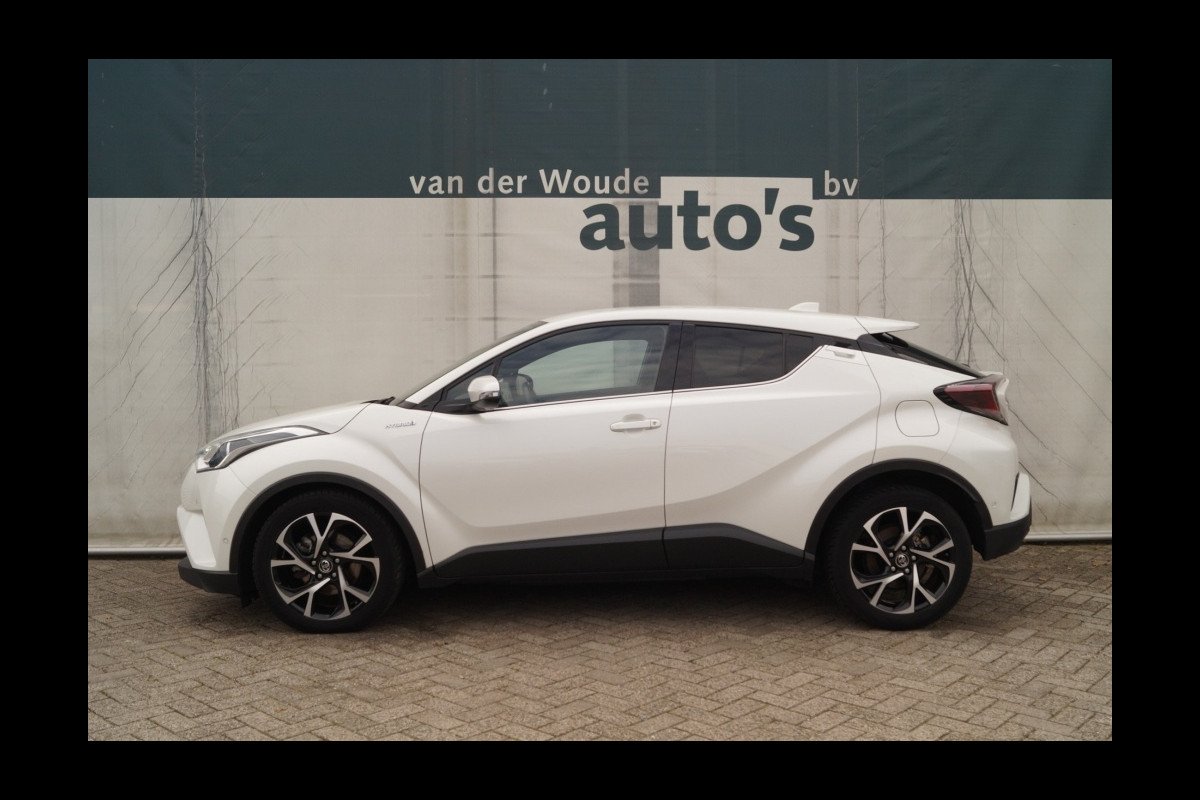 Toyota C-HR 1.8 Hybrid Business Intro -NAVI-ECC-JBL-CAM-