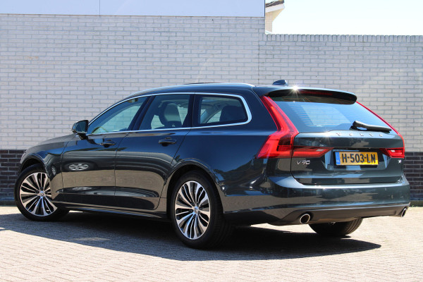 Volvo V90 2.0 T4 Momentum | Panoramadak | Trekhaak | BLIS | Leder | Memory | Adaptieve Cruise