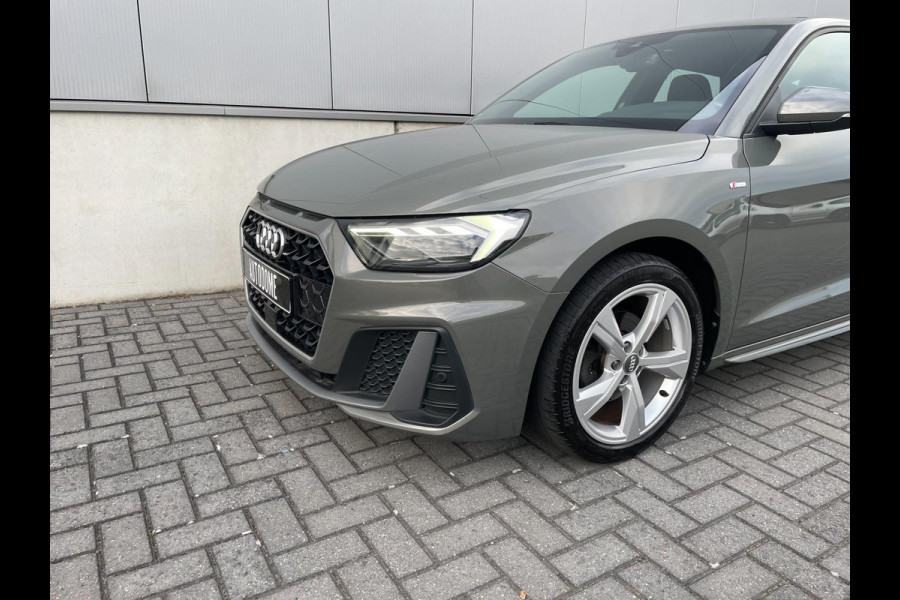 Audi A1 Sportback 35 TFSI | 3x S Line | Matrix | Alcantara