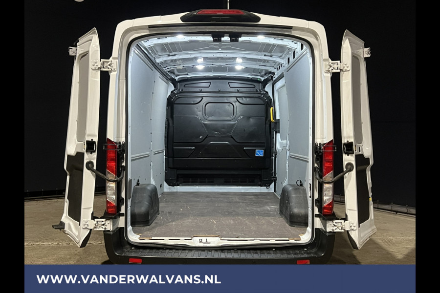 Ford Transit 2.0 TDCI 130pk L3H2 Euro6 Airco | Navigatie | Apple Carplay | LED | Cruisecontrol Android Auto, Verwarmde voorruit, Stoelverwarming, Parkeersensoren, Bijrijdersbank