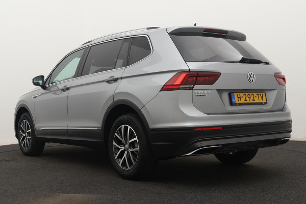 Volkswagen Tiguan Allspace 1.5 TSI Comfortline Business (NL-auto, 1e Eig, Dealer OnderH, Trekhaak, Navi, Adpt Cruise Con, Etc)