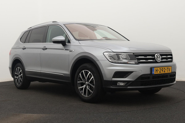 Volkswagen Tiguan Allspace 1.5 TSI Comfortline Business (NL-auto, 1e Eig, Dealer OnderH, Trekhaak, Navi, Adpt Cruise Con, Etc)