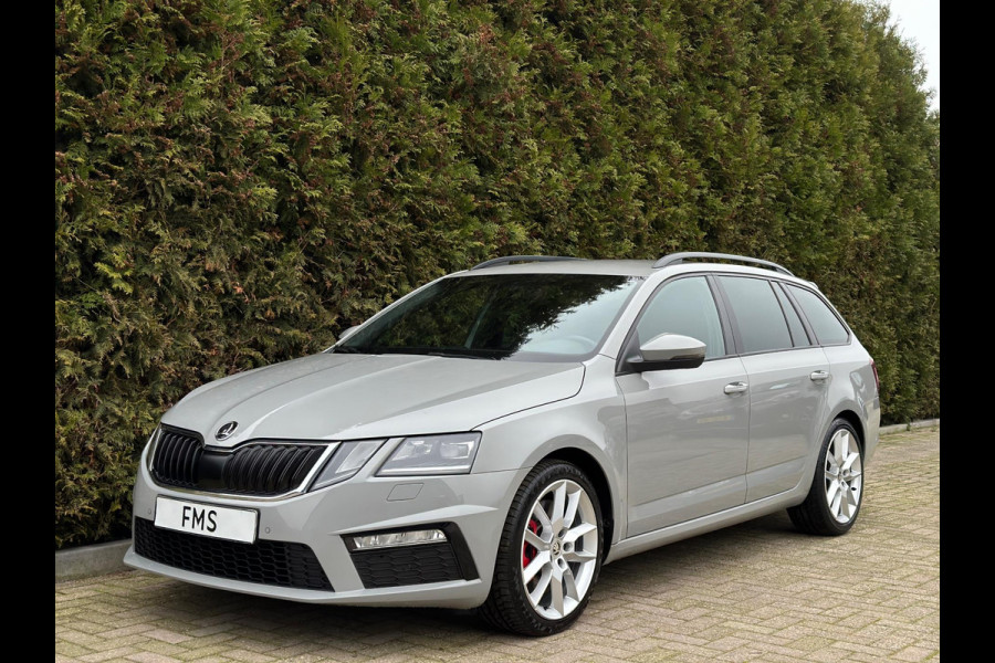 Škoda Octavia Combi 2.0 TSI RS 230 CarPlay Nardo Grey