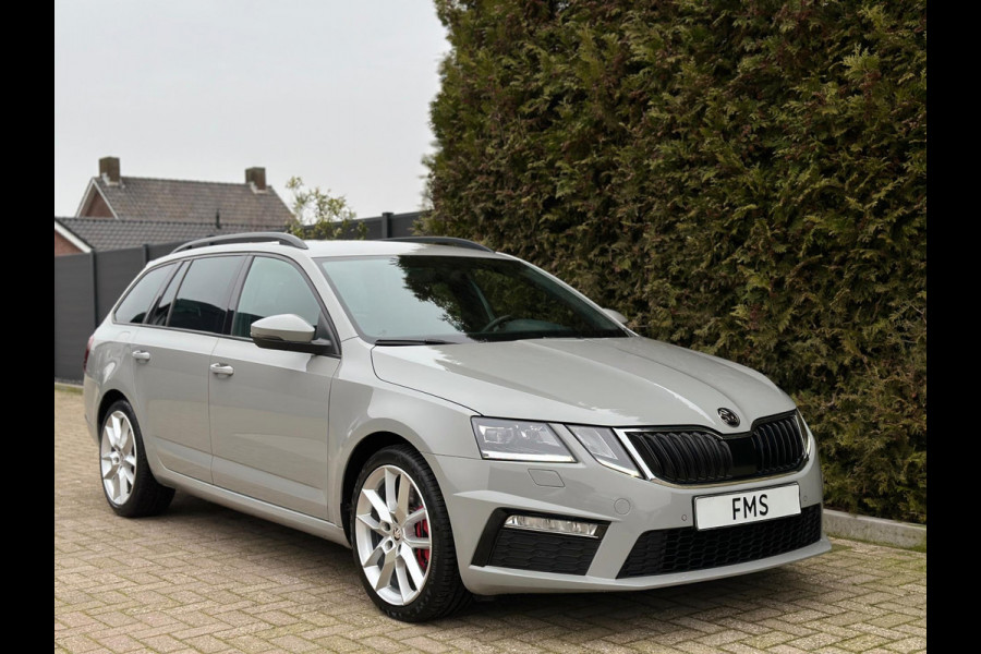 Škoda Octavia Combi 2.0 TSI RS 230 CarPlay Nardo Grey