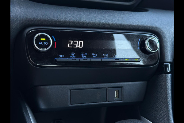 Toyota Yaris 1.5 Hybrid Active CarPlay Camera