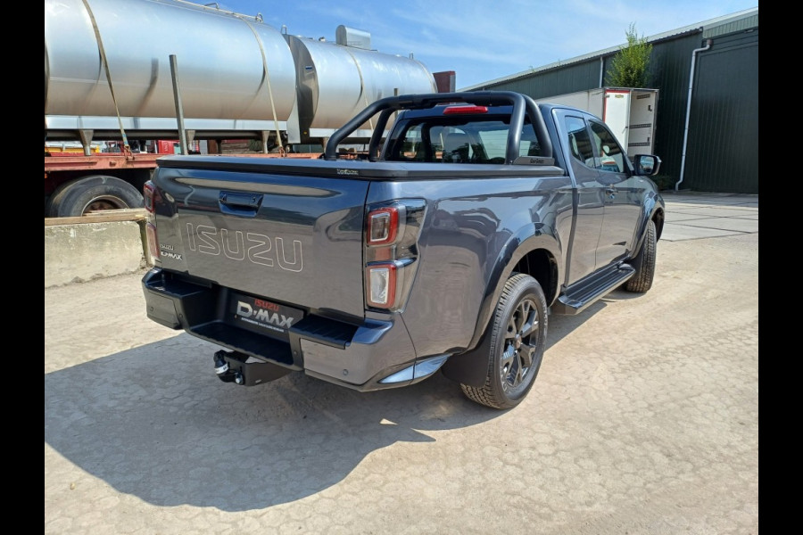 Isuzu D-max Extended Cab V-Cross Automaat 163 Pk 3,5T Trekvermogen STOCK