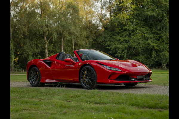 Ferrari F8 Spider 3.9 V8 HELE | Daytona Racing Seats | Veel carbon! | Lift | Camera | Alcantara int. | Pass. display