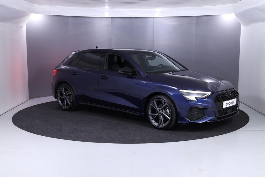 Audi A3 Sportback 30 TFSI S-Line 110 pk S-tronic | Verlengde garantie | Navigatie | Parkeersensoren (Park assist) | LED koplampen | S-Line |