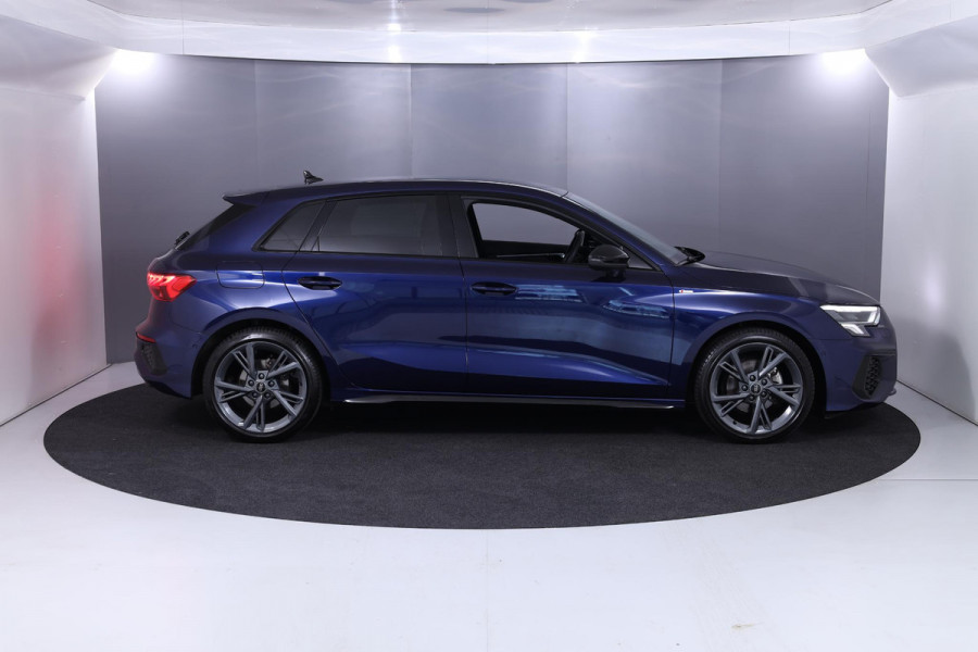 Audi A3 Sportback 30 TFSI S-Line 110 pk S-tronic | Verlengde garantie | Navigatie | Parkeersensoren (Park assist) | LED koplampen | S-Line |