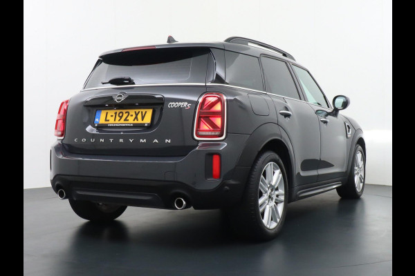 MINI Countryman 2.0 Cooper S Hammersmith VAN: 32.900,- NAAR: 29.877,- UW ZOMERVOORDEEL: 3.032,- | PANO |HEAD UP | CAMERA |