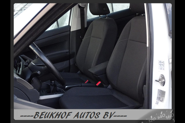 Volkswagen Polo 1.0 Benzine Business Pano Carplay Cruise