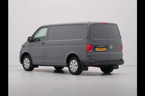 Volkswagen Transporter 2.0 TDI 110pk L1H1 Navigatie Airco PDC Bijrijdersbank