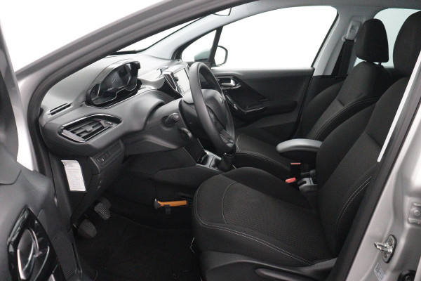 Peugeot 208 1.2 PureTech (NAVIGATIE, PARKEERSENSOREN, MULTIMEDIA, 1e EIGENAAR, GOED ONDERHOUDEN)