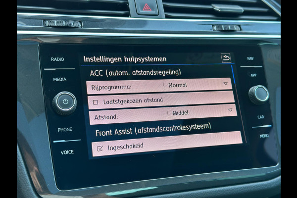 Volkswagen Tiguan 1.5 TSI Highline CarPlay Panorama