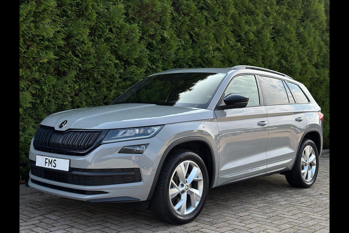 Škoda Kodiaq 2.0 TSI 4x4 Sportline Nardo Grey CarPlay Trekhaak