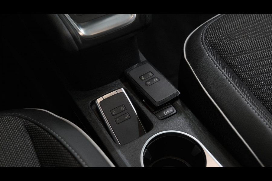 Renault Captur TCe 130 EDC Edition One | Trekhaak | Camera | Bose Audio | Apple Carplay | Parkeersensoren