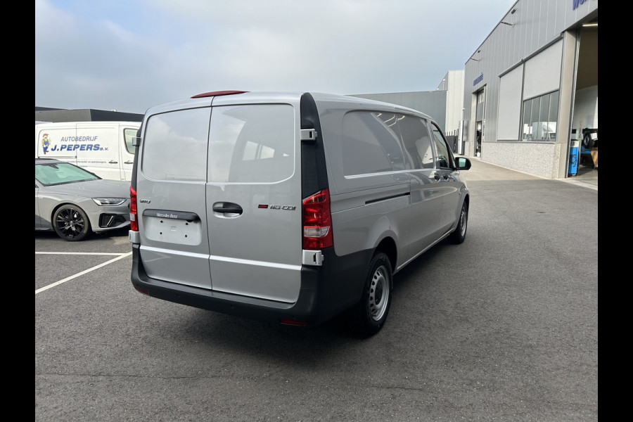 Mercedes-Benz Vito 116 CDI XL Extra lang / Camera / Parkeersensoren / Airco / Cruise control / Achterdeuren