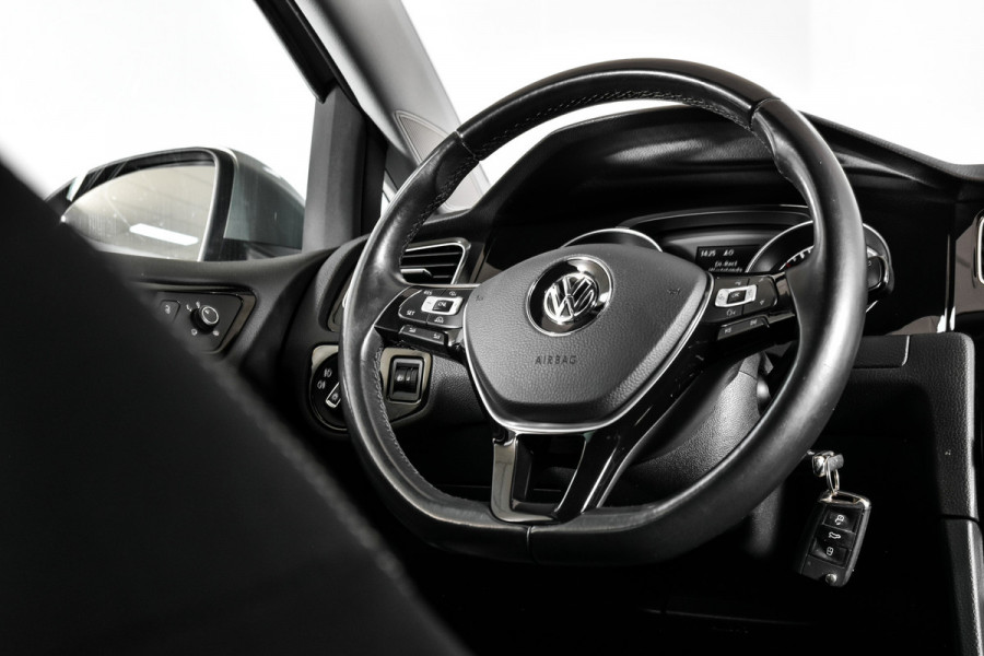 Volkswagen Golf 1.4 TSI 125 PK Highline | Cruise | Camera | PDC | NAV | Auto. Airco | Trekhaak | LM 17"|