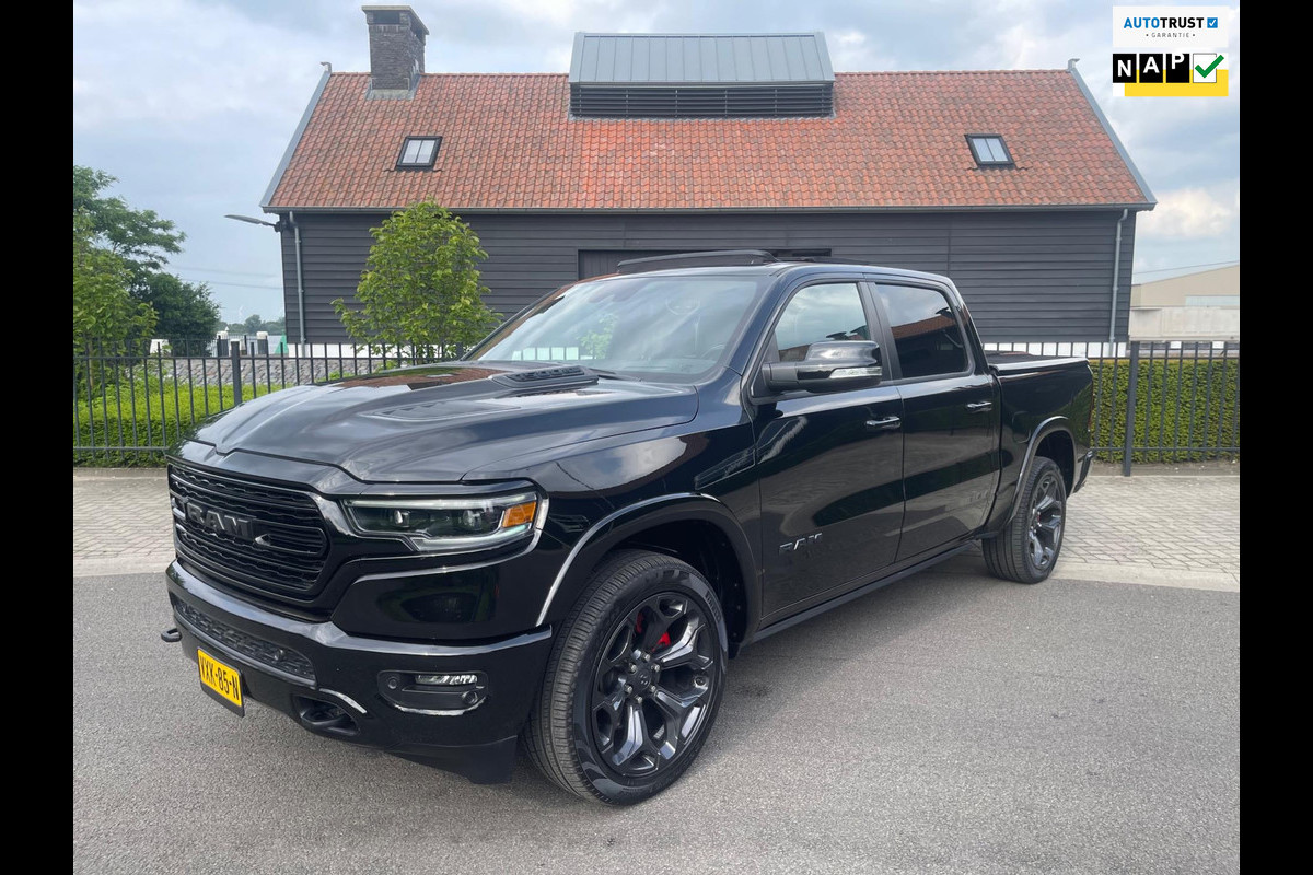 Dodge Ram 1500 Limited Night Edition / Panoramadak / Luchtvering / LPG