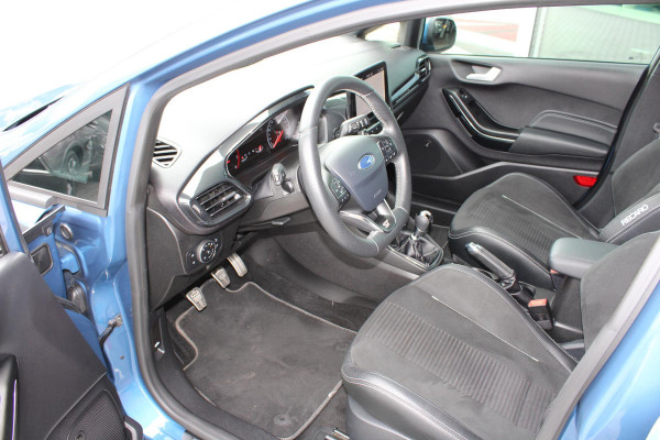 Ford Fiesta 1.5 EcoBoost 200 PK ST-3 | Camera | Cruise Control | Winterpakket | 18 Inch Lichtmetalen Velgen | Keyless | Navigatie