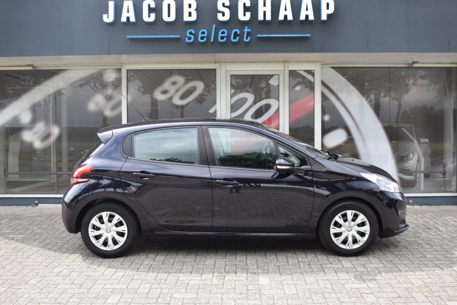 Peugeot 208 1.2 PureTech Blue Lion / Airco / Navi / Cruise control / DAB Audio /