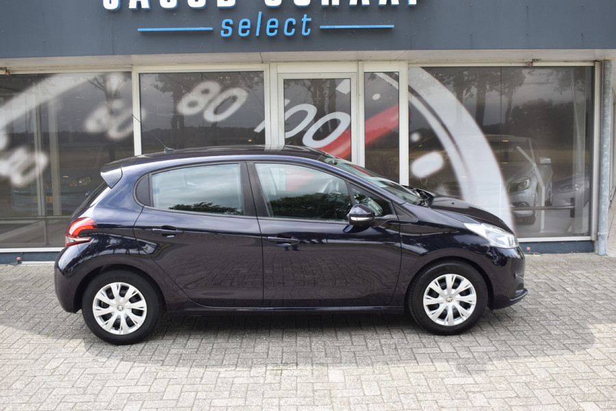 Peugeot 208 1.2 PureTech Blue Lion / Airco / Navi / Cruise control / DAB Audio /