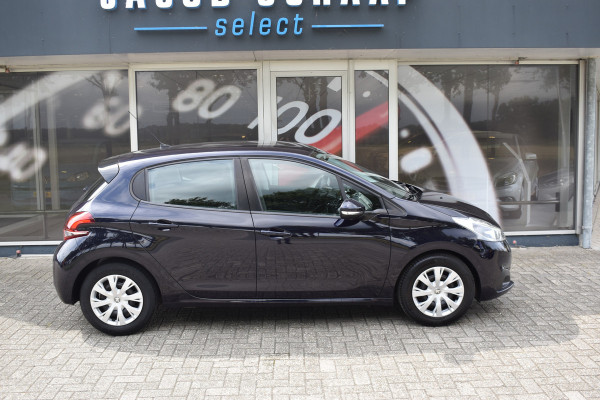 Peugeot 208 1.2 PureTech Blue Lion / Airco / Navi / Cruise control / DAB Audio /