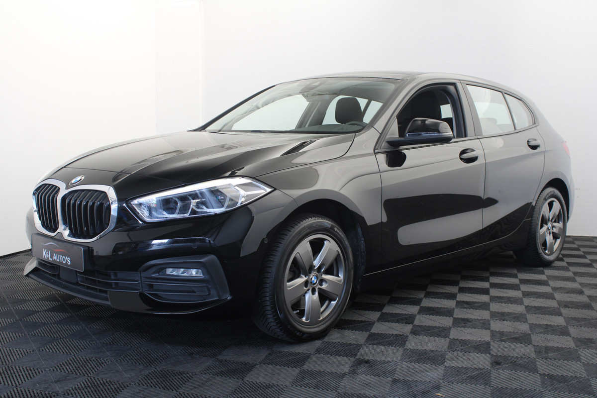 BMW 1-serie 118i Business Edition Plus |Navi|Camera|Stoelverwarming|