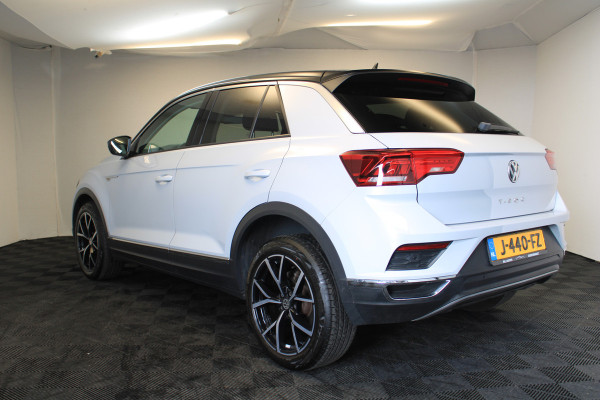 Volkswagen T-Roc 1.5 TSI Sport | R-Line | Camera | Navi |