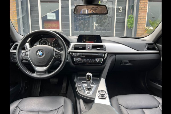 BMW 3-serie 330e Centennial Executive | Cruise + Clima + Navi |