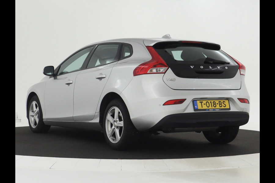 Volvo V40 2.0 T2 Momentum