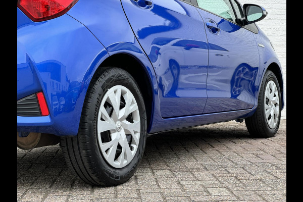 Toyota Yaris 1.5 Hybrid Energy Navigatie Parkeercamera Clima Dealer onderhouden Lane assist