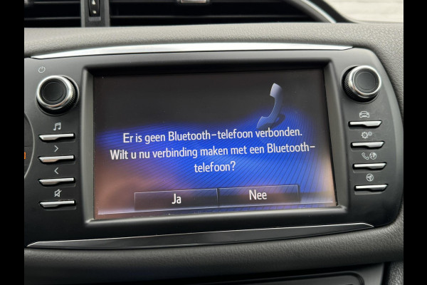 Toyota Yaris 1.5 Hybrid Energy Navigatie Parkeercamera Clima Dealer onderhouden Lane assist