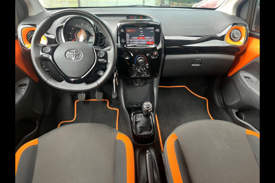 Toyota Aygo 1.0 VVT-i x-cite - Camera - Media - Airco - Org.NL