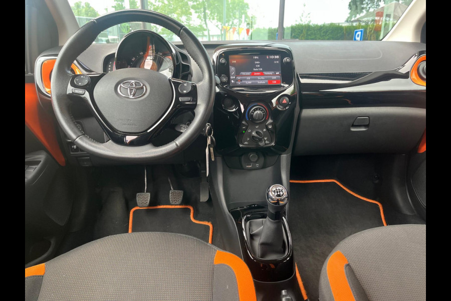 Toyota Aygo 1.0 VVT-i x-cite - Camera - Media - Airco - Org.NL