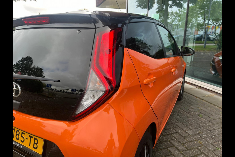 Toyota Aygo 1.0 VVT-i x-cite - Camera - Media - Airco - Org.NL