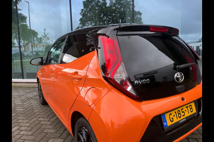 Toyota Aygo 1.0 VVT-i x-cite - Camera - Media - Airco - Org.NL