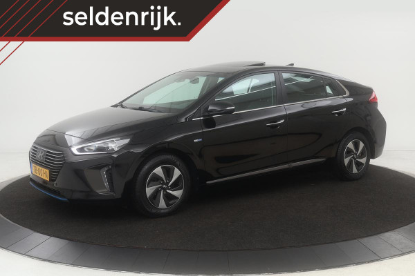 Hyundai IONIQ 1.6 GDi Premium | 1e eigenaar | Schuifdak | Adaptive cruise | Leder | Stoelventilatie | Carplay | Camera | Xenon | Navigatie | Climate control | Verwarmd stuurwiel