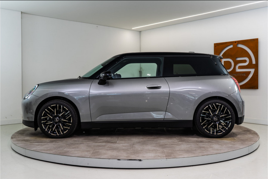 MINI Cooper SE Favoured 54.2 kWh 218PK NIEUW | Pakket XL | Harman/Kardon | Pano | Sfeer | VOL!