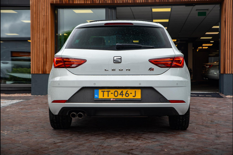 Seat Leon 1.5 TSI FR Business Intense Pano Navi Clima Cruise 18"LM PDC