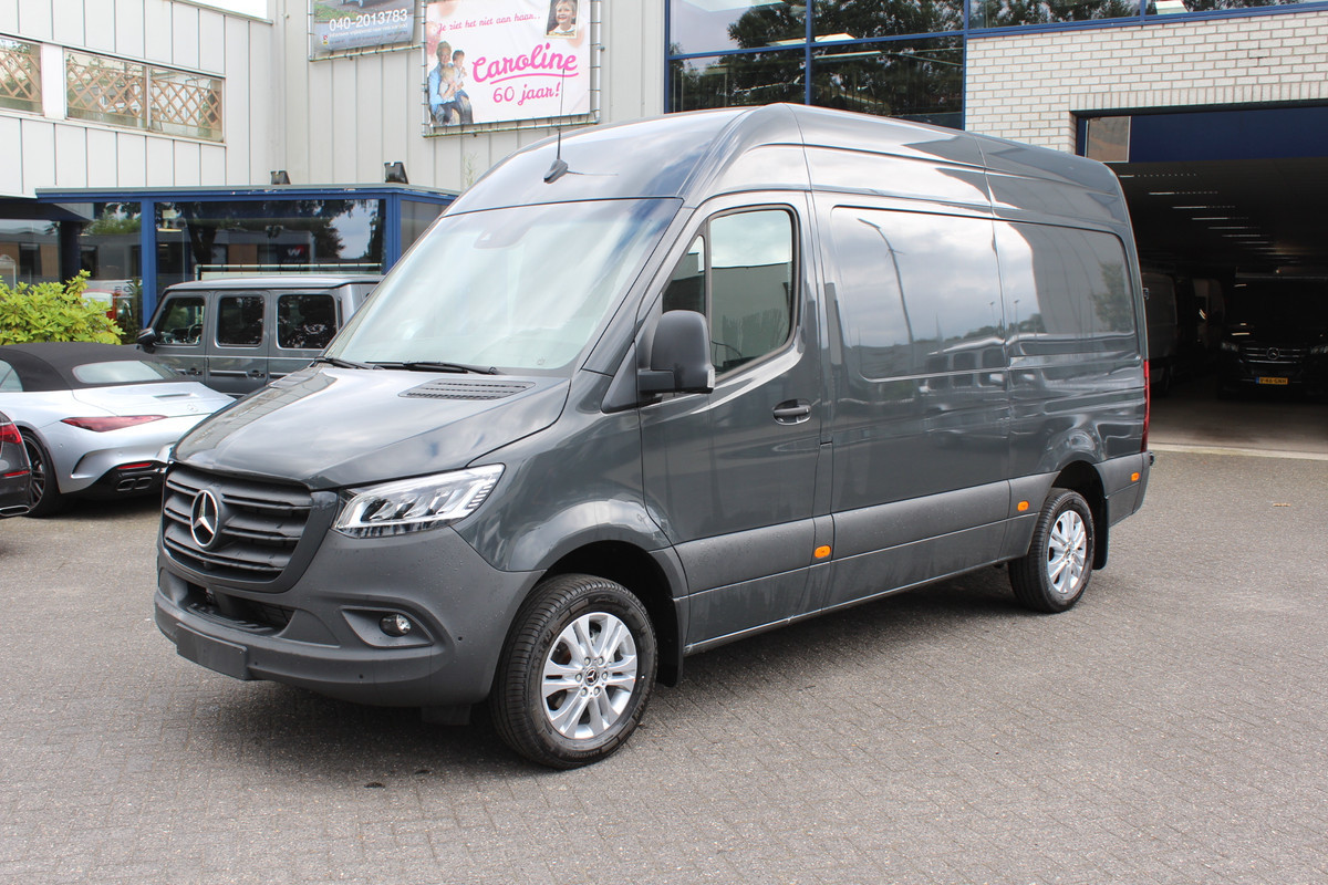 Mercedes-Benz Sprinter 319 CDI L2H2 RWD 360 Graden Camera, Distronic, LED koplampen