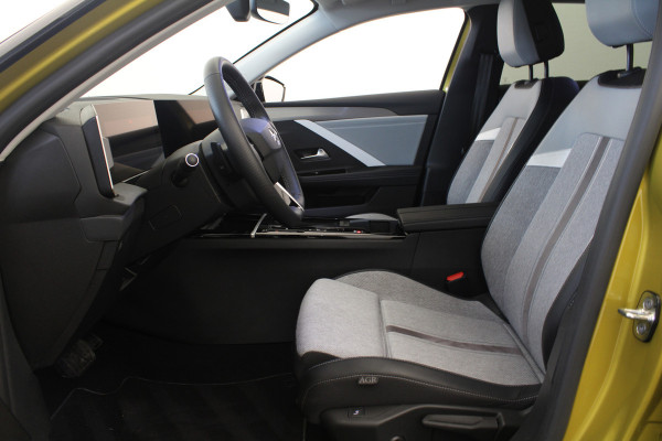 Opel Astra 1.2 Elegance