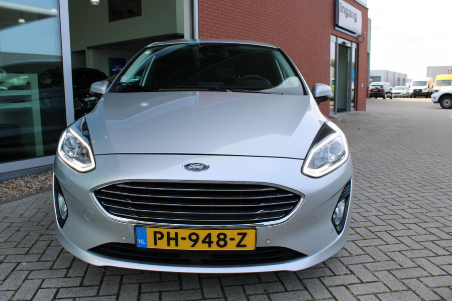 Ford Fiesta 1.0 EcoBoost 100 PK Titanium Trekhaak | Camera | Adaptieve Cruise Control | Navigatie | DAB | Voorruitverwarming | Climate Control | 37DKM! | Dealeronderhouden