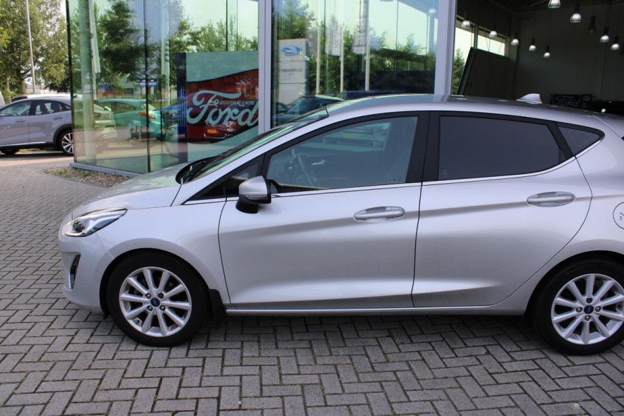 Ford Fiesta 1.0 EcoBoost 100 PK Titanium Trekhaak | Camera | Adaptieve Cruise Control | Navigatie | DAB | Voorruitverwarming | Climate Control | 37DKM! | Dealeronderhouden