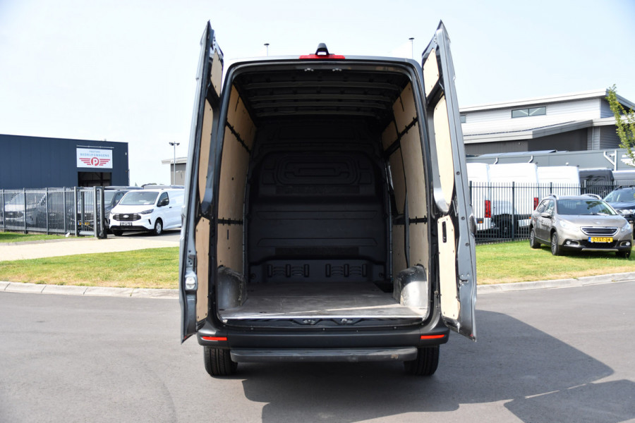 Mercedes-Benz Sprinter 319 3.0 V6 CDI L2H2 EURO VI-D Camera, Cruise, Carplay, 190PK, Multimedia, Stoelverwarming, NAVI, UNIEK!