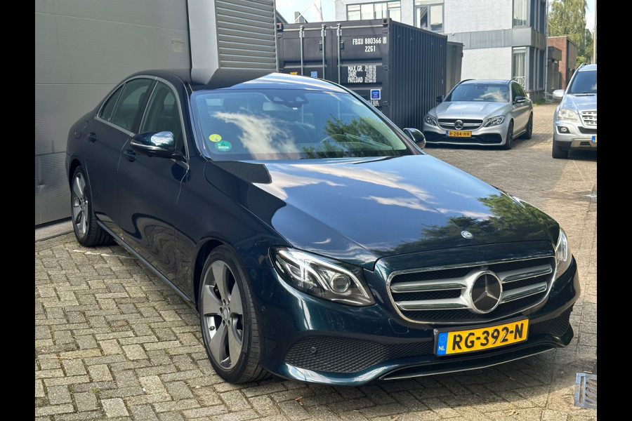 Mercedes-Benz E-Klasse 220 d Prestige Plus l 360 camera l 1ste eigenaar l Headup l ACC Plus l Volleder l 9 traps l VDOH l