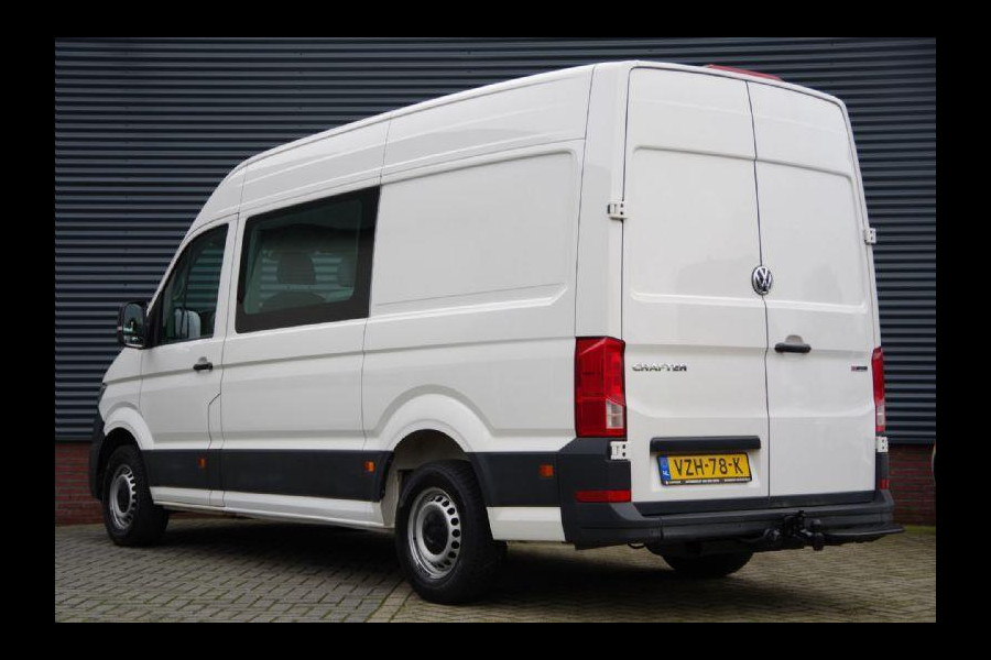 Volkswagen Crafter 35 2.0 TDI L3H3(L2H2) DC-7P 4Motion, 140PK, TREKHAAK, LEDER, NAVI, CRUISE, PARKEERSENSOREN, APPLE CARPLAY, 4X4, 4WD, AWD