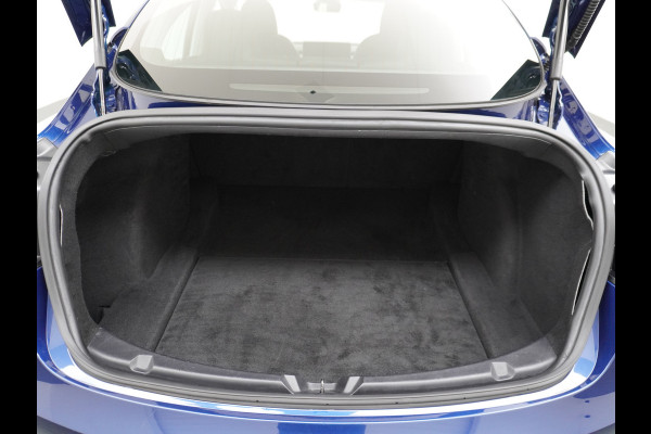 Tesla Model 3 GERESERVEERD      SR+ 325PK AutoPilot Leer PanoDak Adaptive cruise 18" Camera's Elektr.-Stuur+Stoelen+Spiegels+Geheugen+Easy-Ent Ecc Navigatiesysteem full map LED-a+v Koplampspoeiers Comfortstoel(en) ACC Dual-ECC DAB Voorverwarmen interieur via App Keyless via Telefoonsleutel One-Pedal-Drive Origin. NLse auto ! 1e eigenaar