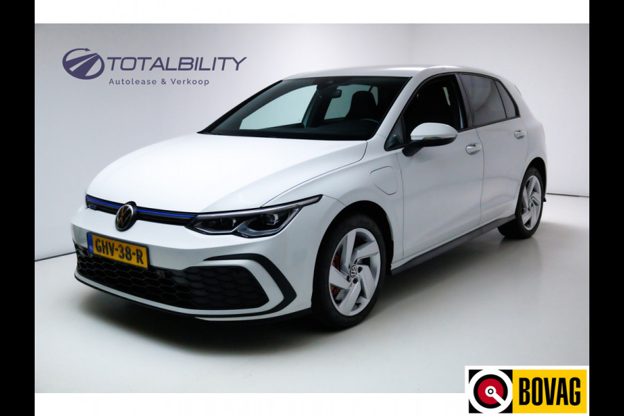 Volkswagen Golf 1.4 eHybrid GTE 245 PK Navigatie, Stoelverwarming, Stuurverwarming, Lane assist, DAB